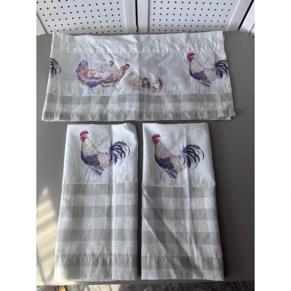 Chicken Rooster Hen Checkered Rustic Farmhouse Tier‎ and Valance Curtain Set